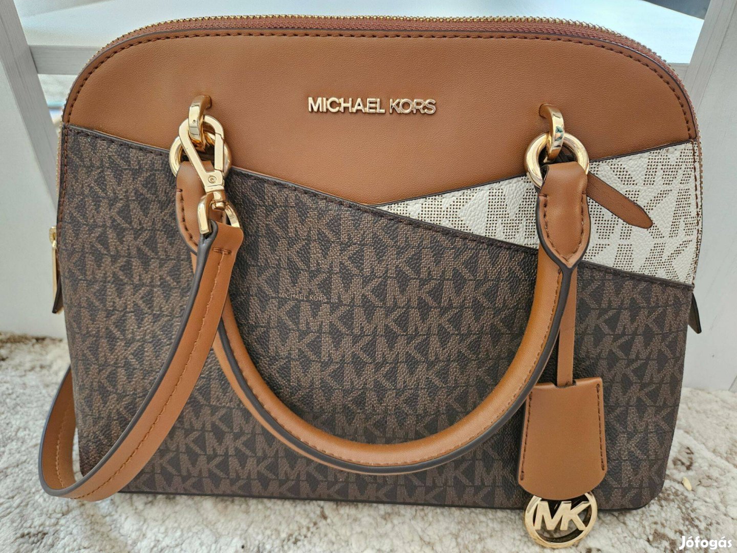 Eredeti, különleges mintázatú, Michael Kors Jet Set Crossbody táska