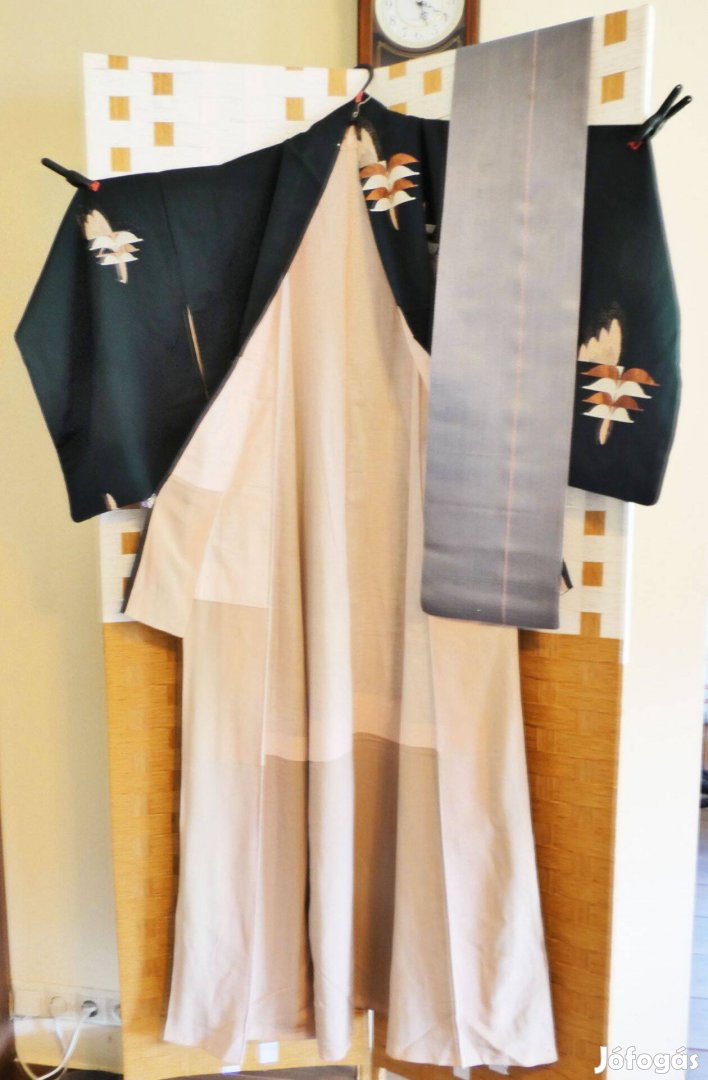 Eredeti japán sötétkék kimono és hozzá tartozó öv