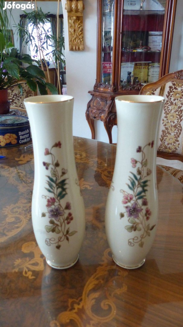 Eredeti kézzel festett szignózott Zsolnay váza