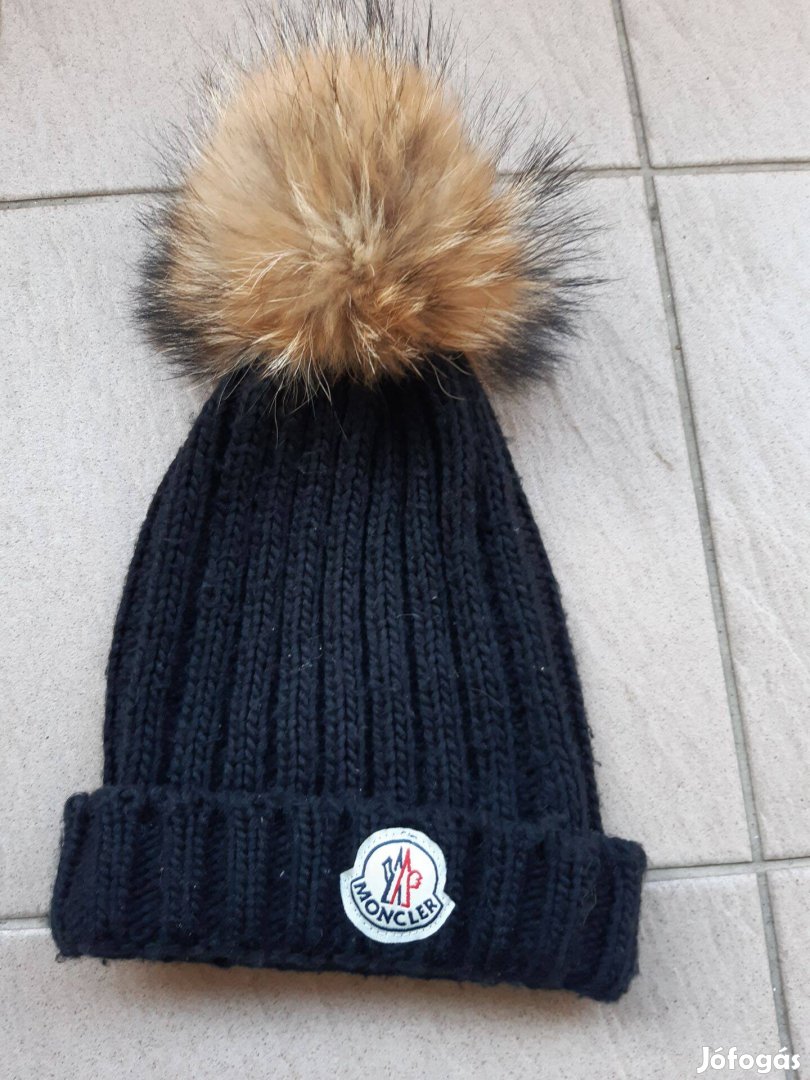 Eredeti meleg női Moncler sapka M/L (bolti ár 80 000ft-tól