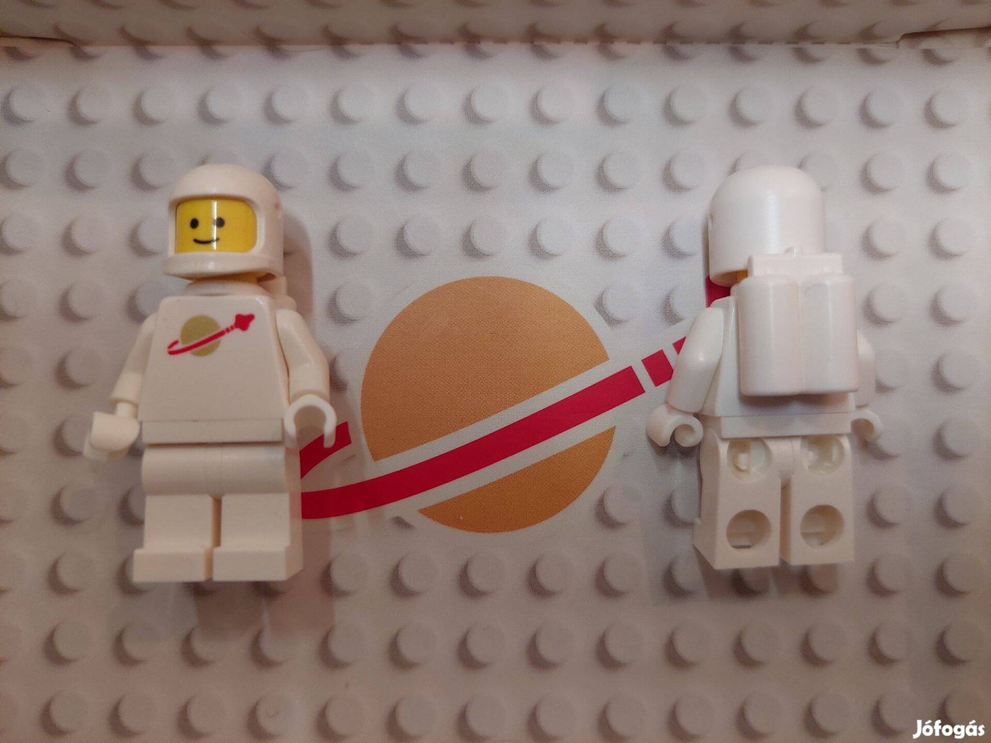 Eredeti sárga, vagy fehér LEGO űrhajós figura minifig