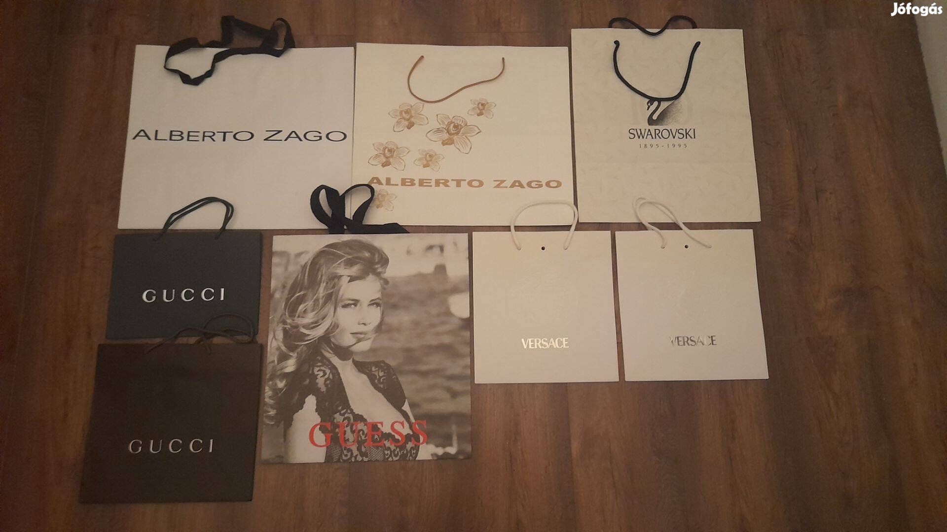 Eredeti új divatmárkás papírtáska Gucci Versace Guess Swarovski Zago