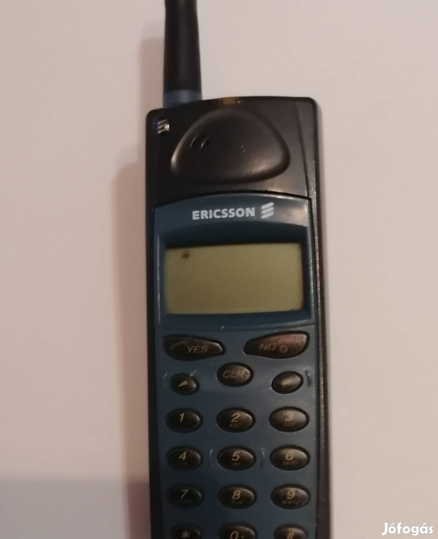 Ericsson A1018s retro mobiltelefon