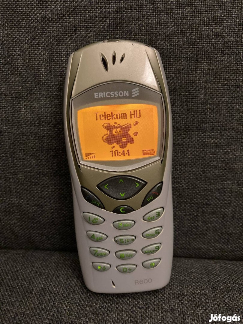 Ericsson R600 retro vintage mobiltelefon
