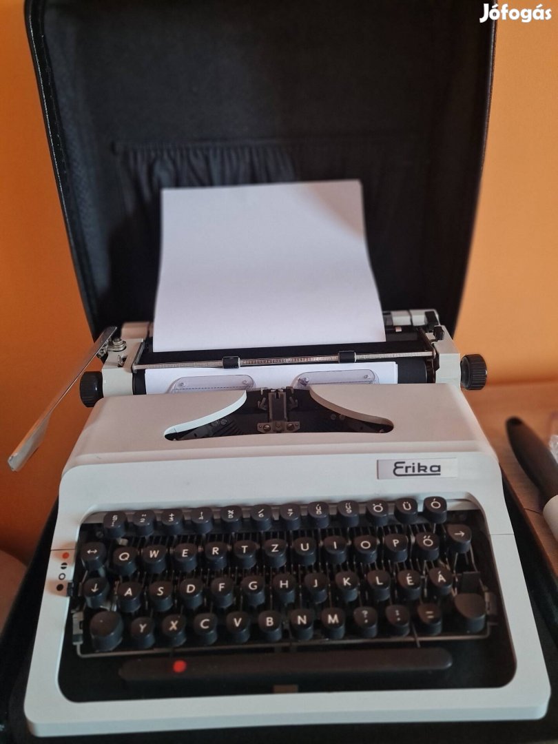Erika írógép eladó!