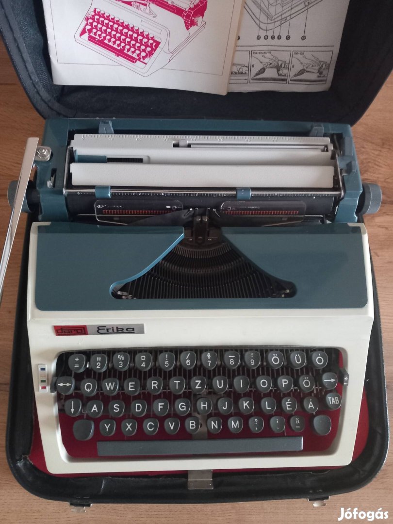 Erika táska írógép