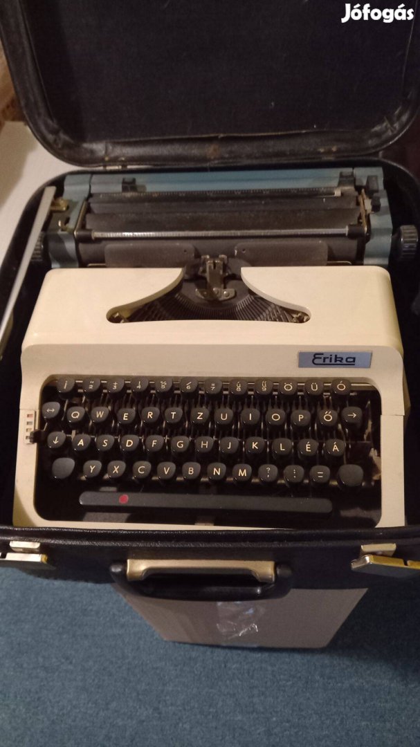 Erika táskaírógép