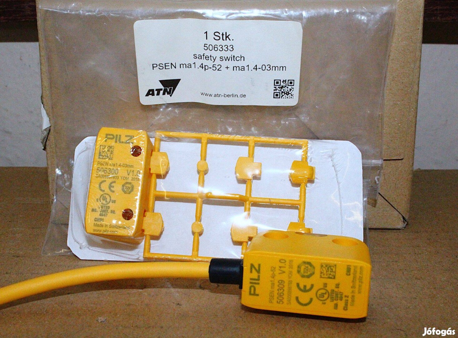 Érintésmentes mágneses biztonsági kapcsoló Zár Pilz új 7175