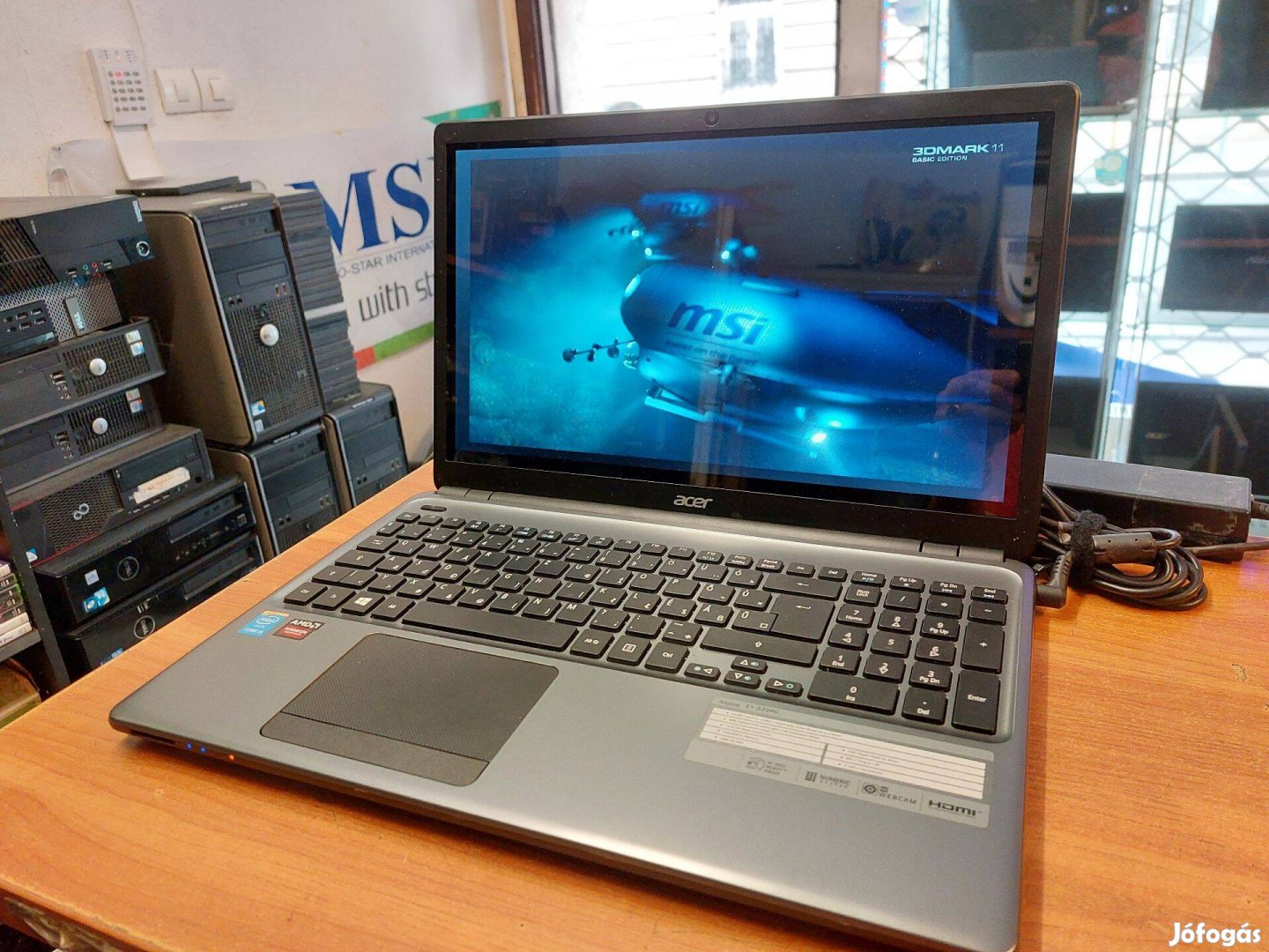 Érintő képernyős Acer gamer notebook fillérekért!