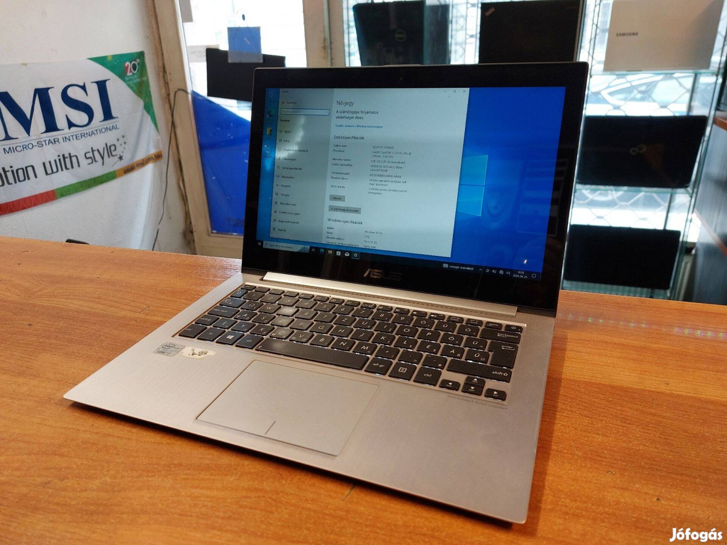 Érintős, i7 Asus zenbook leárazás!!