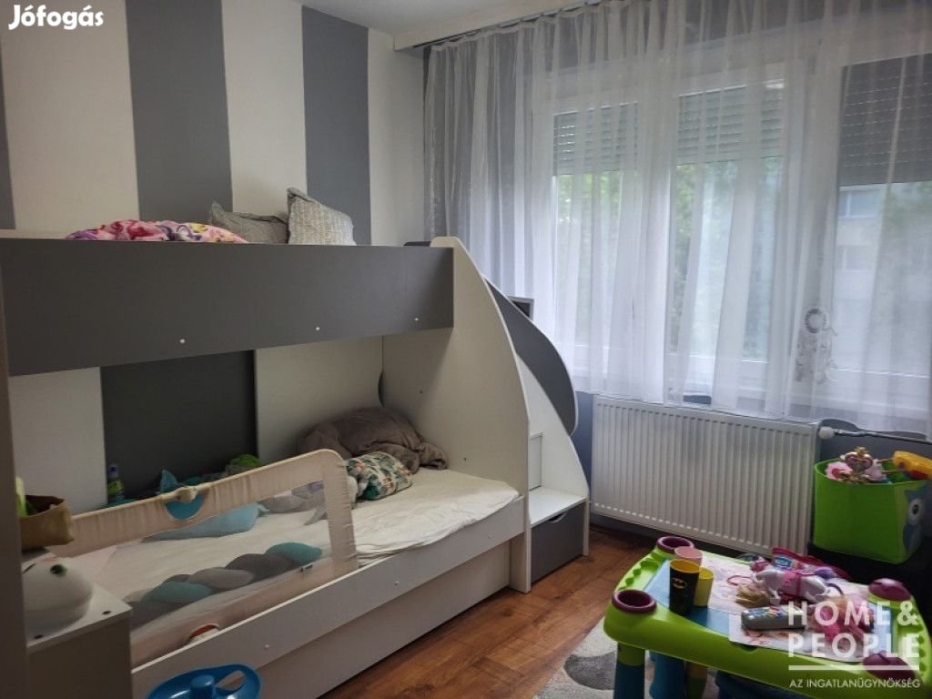 Erkélyes lakás Felsővároson eladó - Szeged