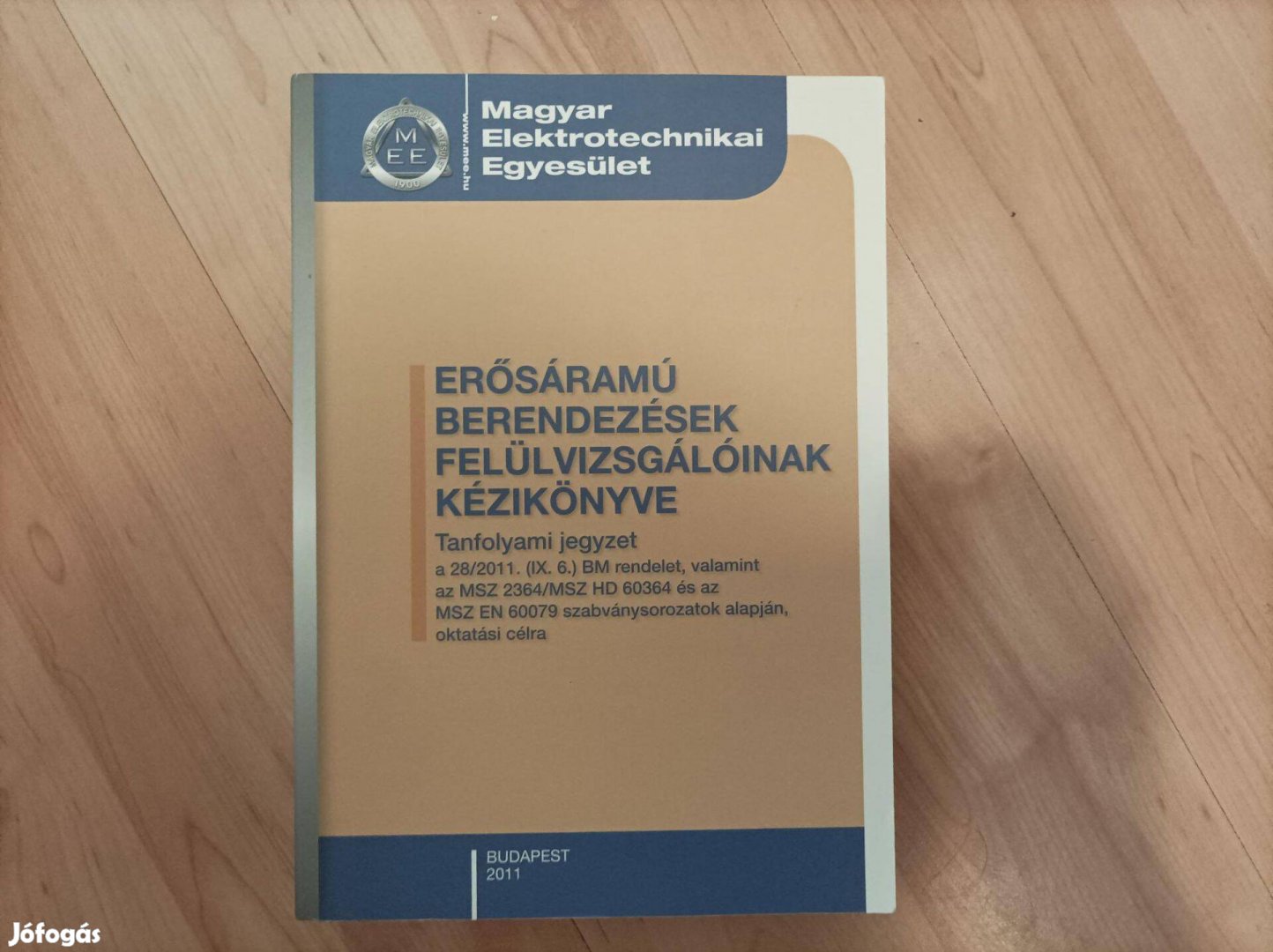 Erősáramú villamos kézikönyv eladó új!!