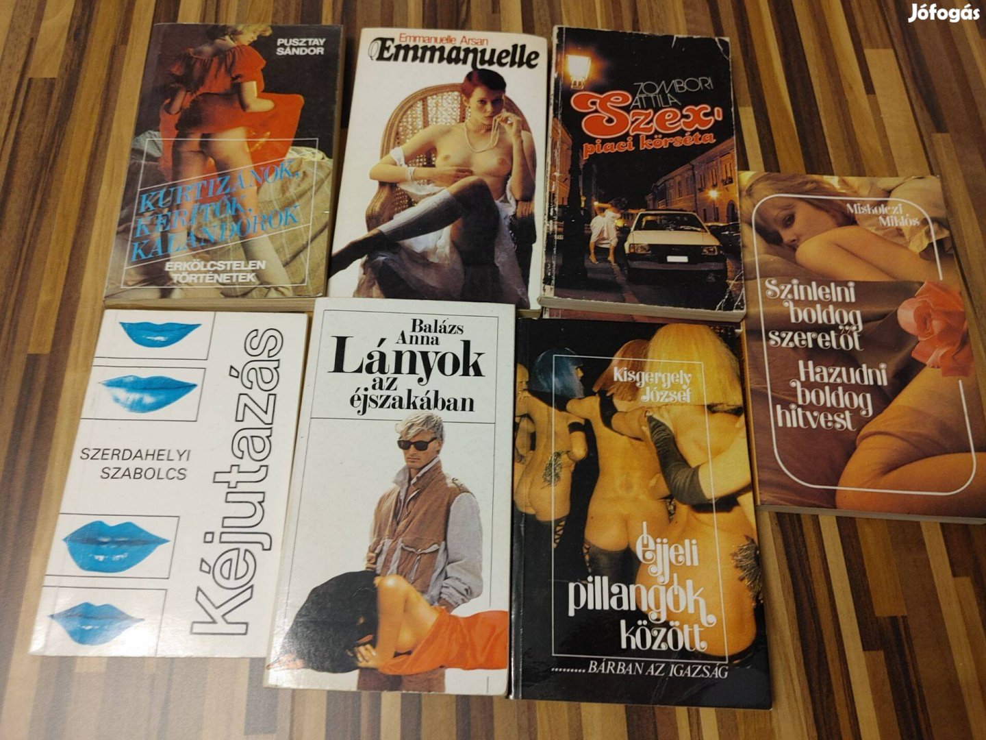 Erotkus tartalmú könyvek 600Ftdb