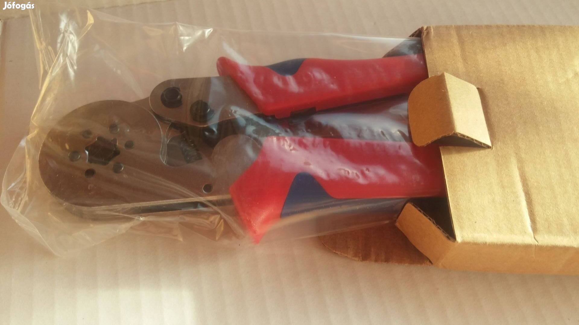 Érvéghüvely krimpelő prés fogó 6 pofás