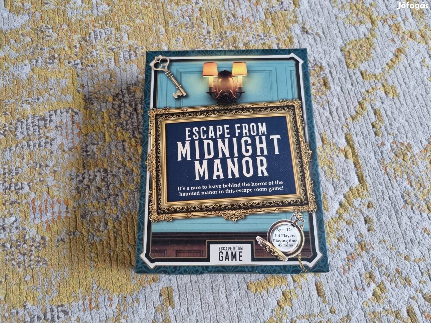 Escape from Midnight Manor - new escape room board game