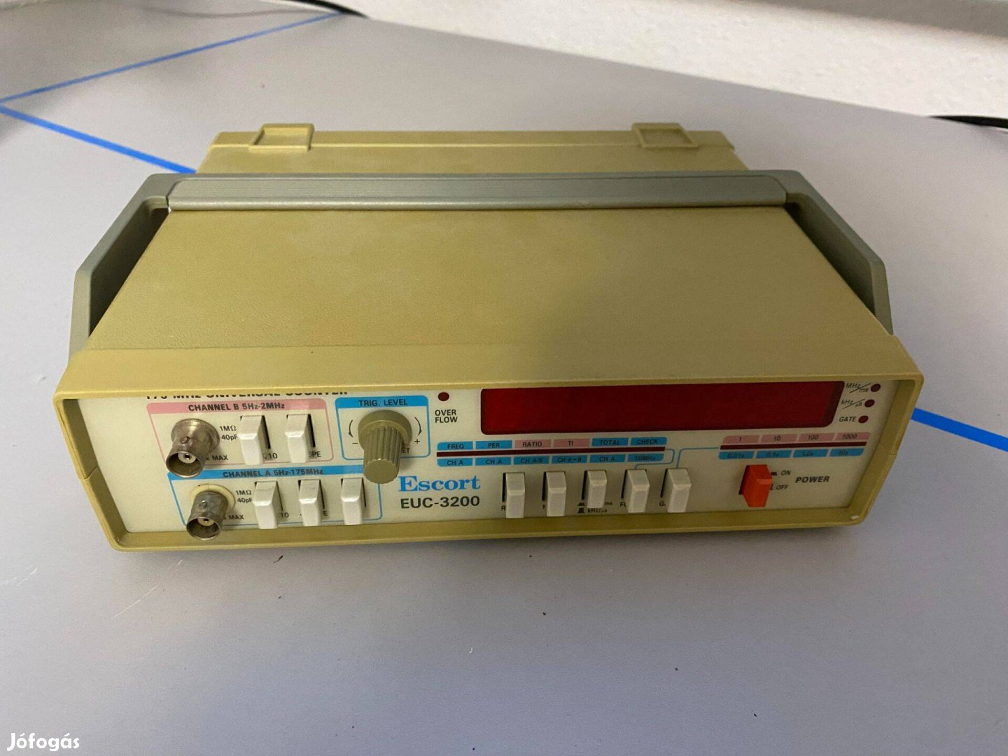 Escort Euc-3200 Frekvencia mérő/számláló - 175MHz