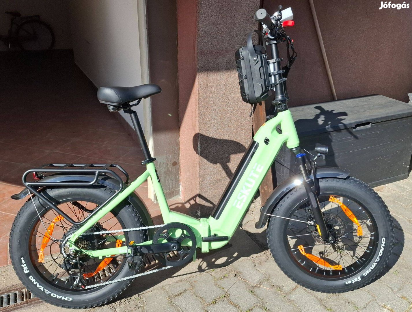 Eskute Es-20T lektromos összecsukható kerékpár új állapotban