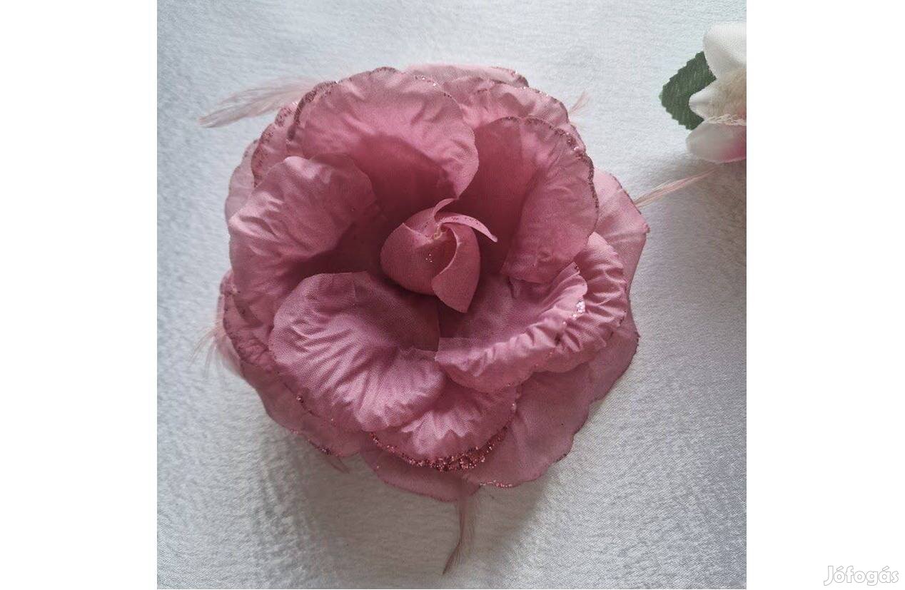 Esküvő BCS17 - Kitűző - 14cm-es csillogós púderrózsaszín rózsa virág t