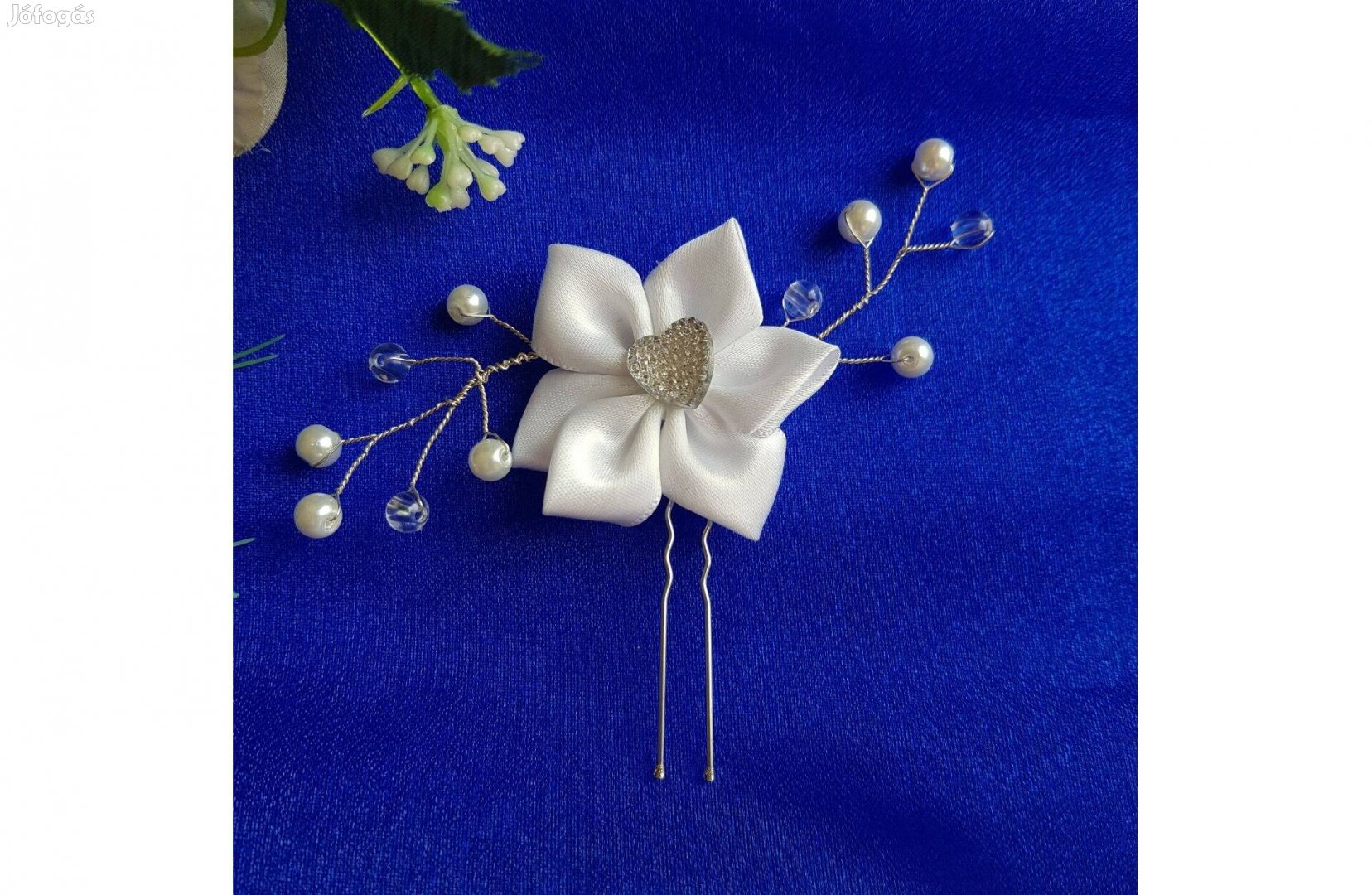 Esküvő Had74 - Menyasszonyi fehér gyöngyös hajtű, hajdísz két ágú