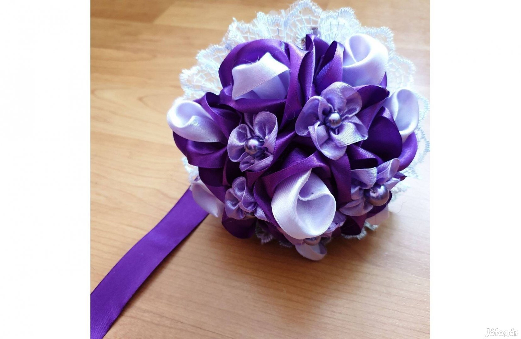 Esküvő MCS25 - Menyasszonyi csokor lila szatén rózsából