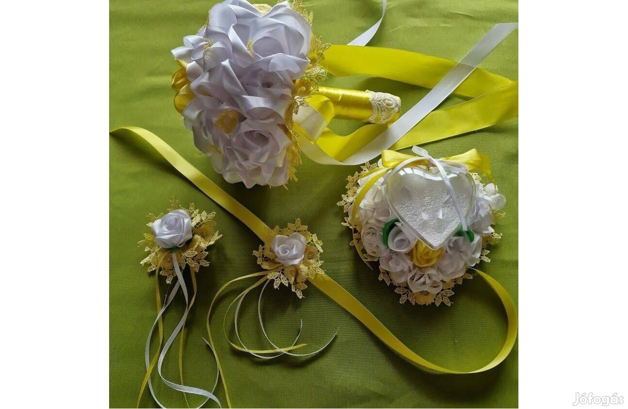 Esküvő MCS41 - Menyasszonyi csokor, gyűrűpárna, vőlegényi kitűző, csuk