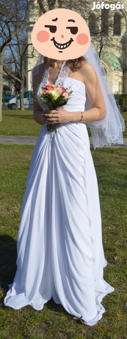 Esküvőimenyasszonyi ruha vékony hölgyre