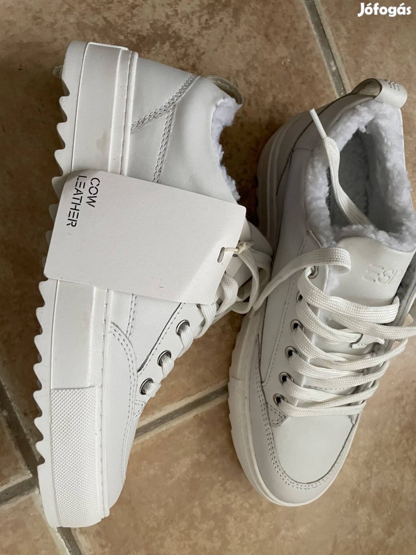 Esprit fehér fűzős bélelt sportcipő 38 méret vadonatúj