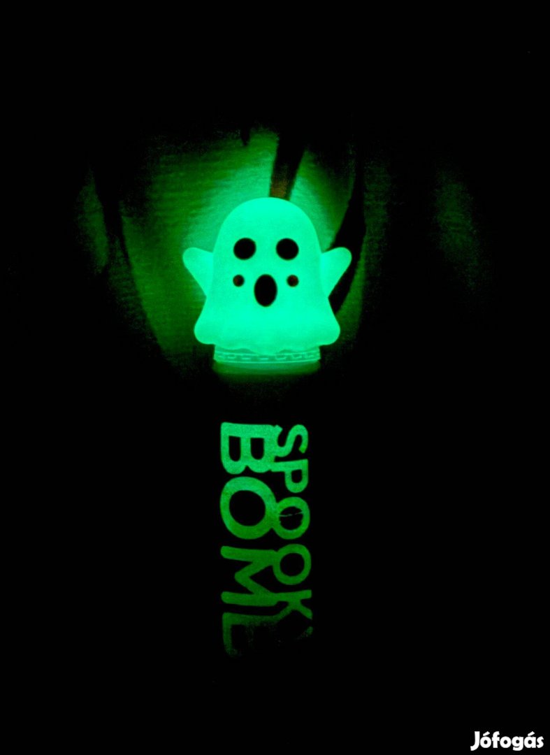 Essence Spooky Bomb szájfény Új - 1db