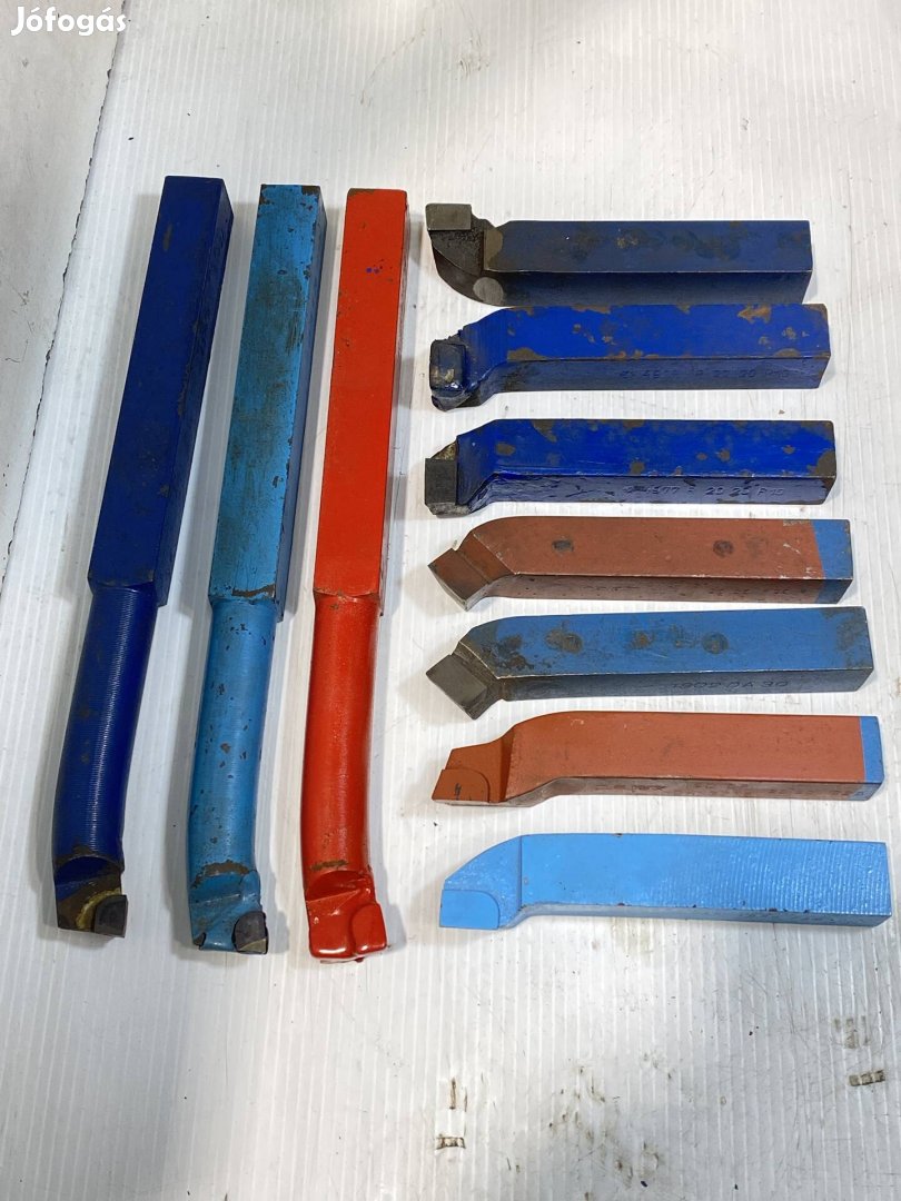 Eszterga kés forrasztott Lapkás 20mm 10db
