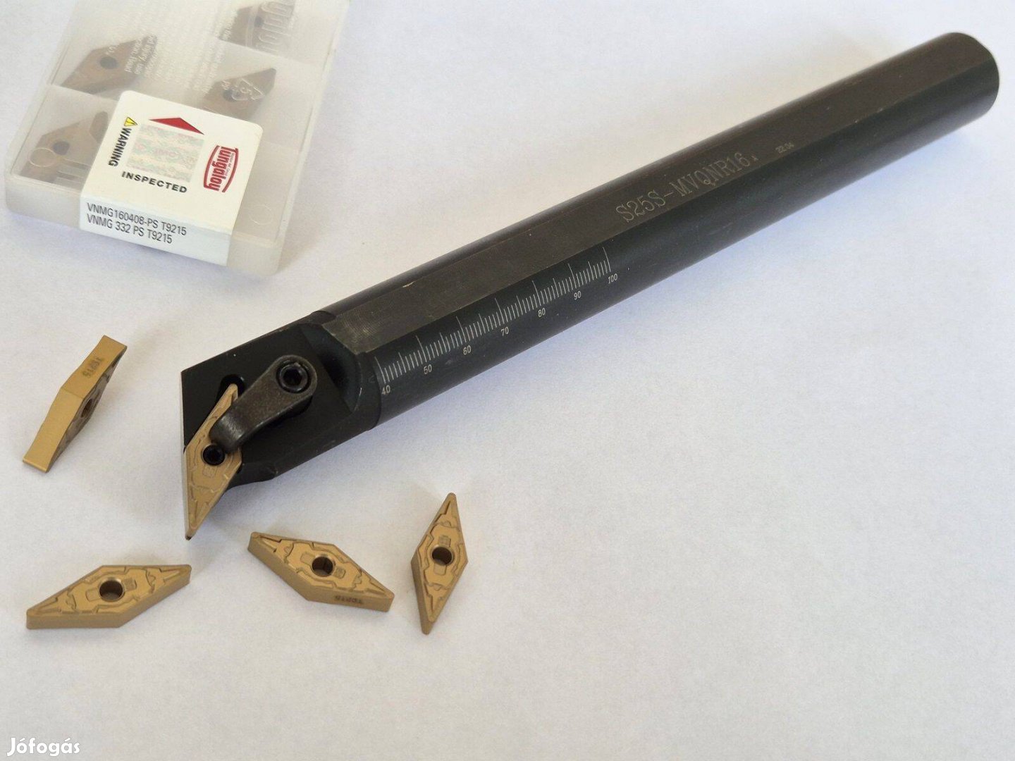 Esztergakés, mvqnr d 25mm szárú furatkés, vnmg 160408 lapka