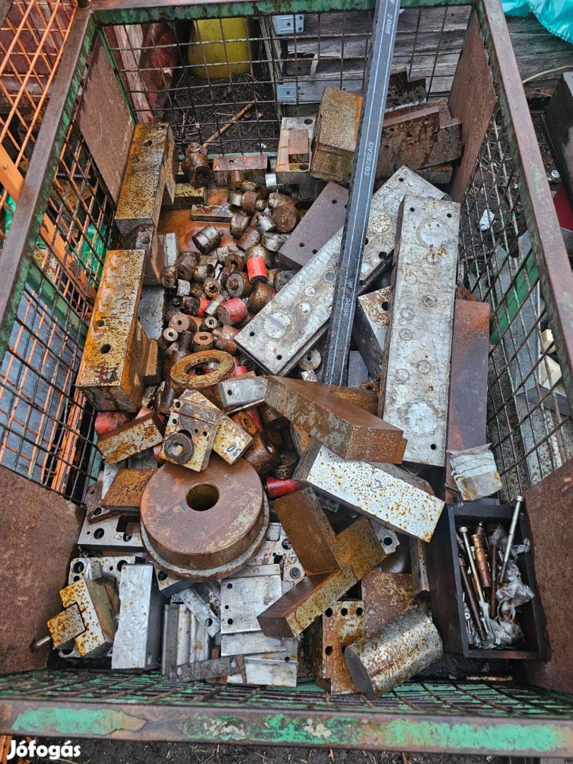 Eszterggép alapanyag vaslap kazánlemez vasrúd marógép