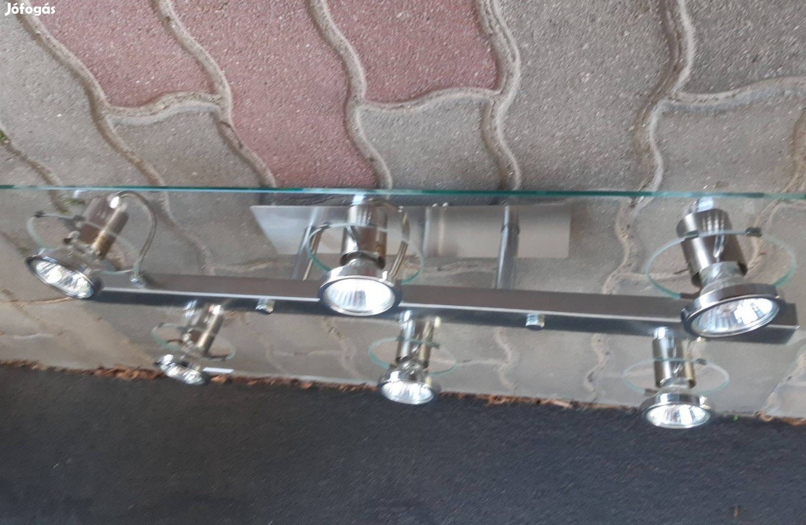 Esztétikus hatégős csillár