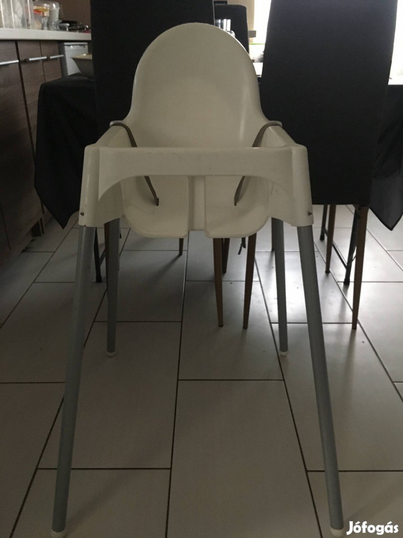 Etetőszék, műanyag
