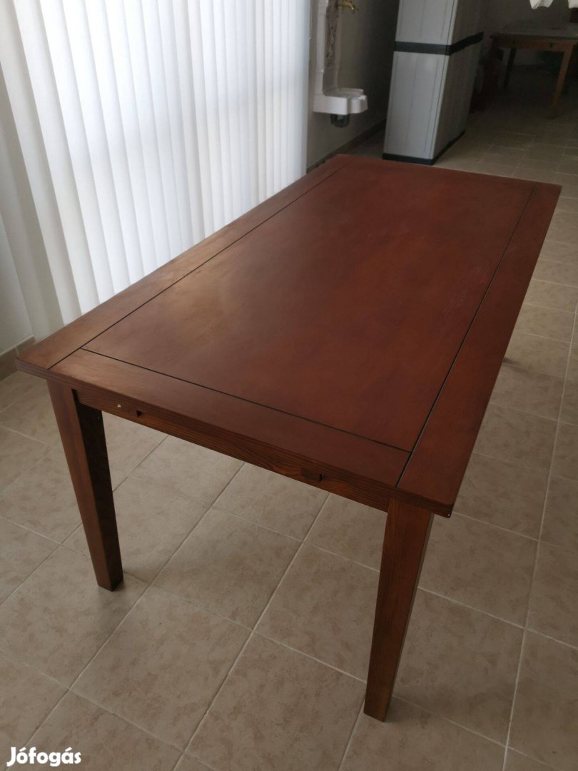 Étkező Asztal - Tömör Fa