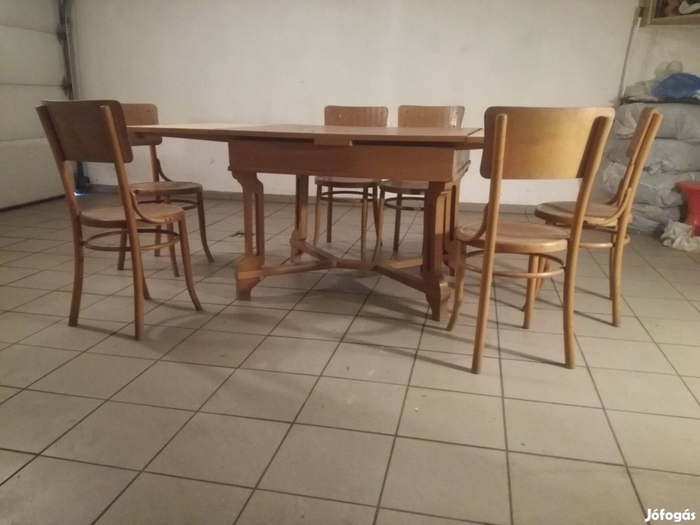 Étkező asztal 6 db. székkel antik tömörfa