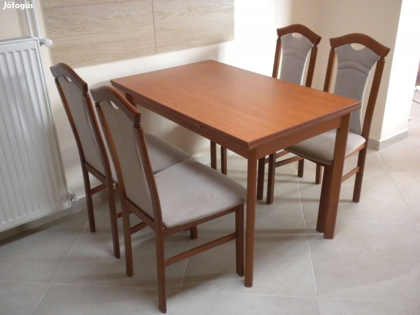 Étkező garnitúra - bővíthető asztal + 4 szék