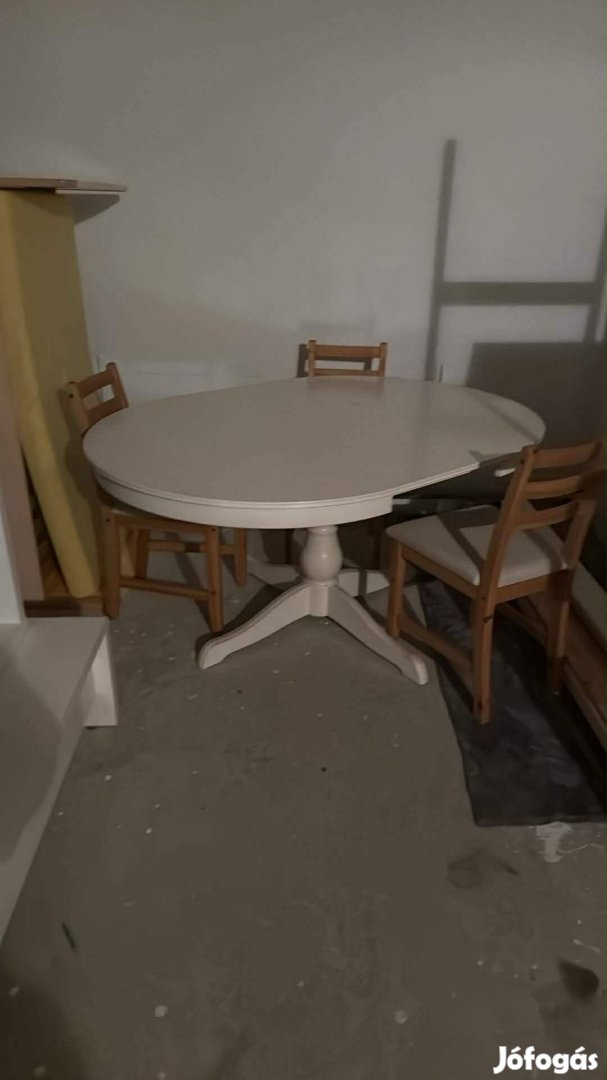 Étkezőasztal