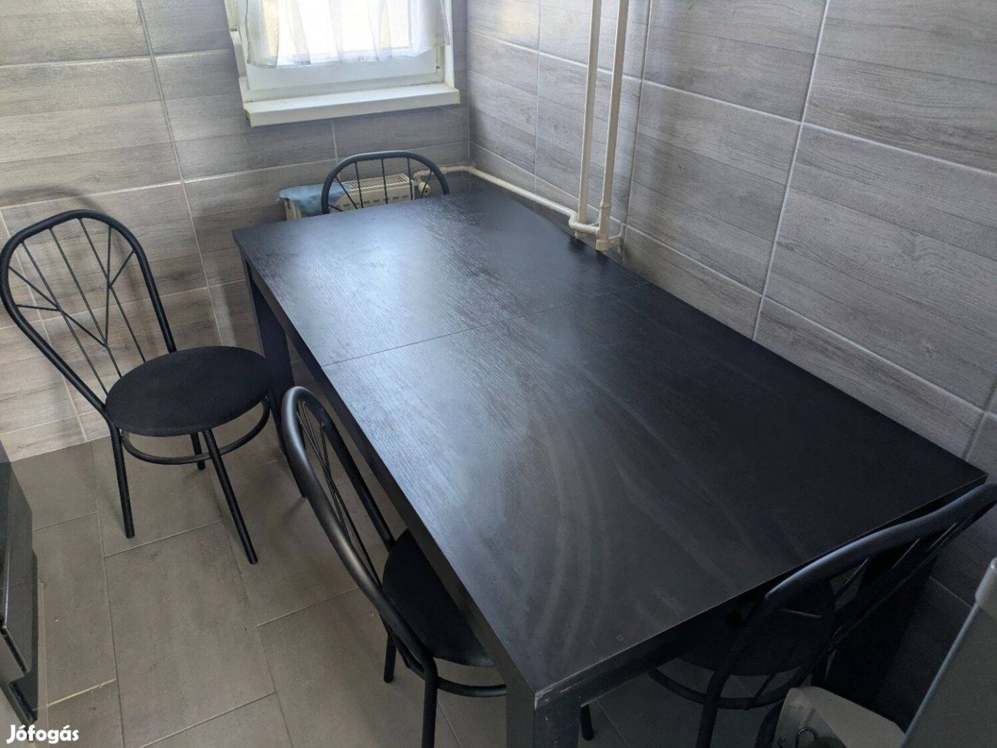 Étkezőasztal