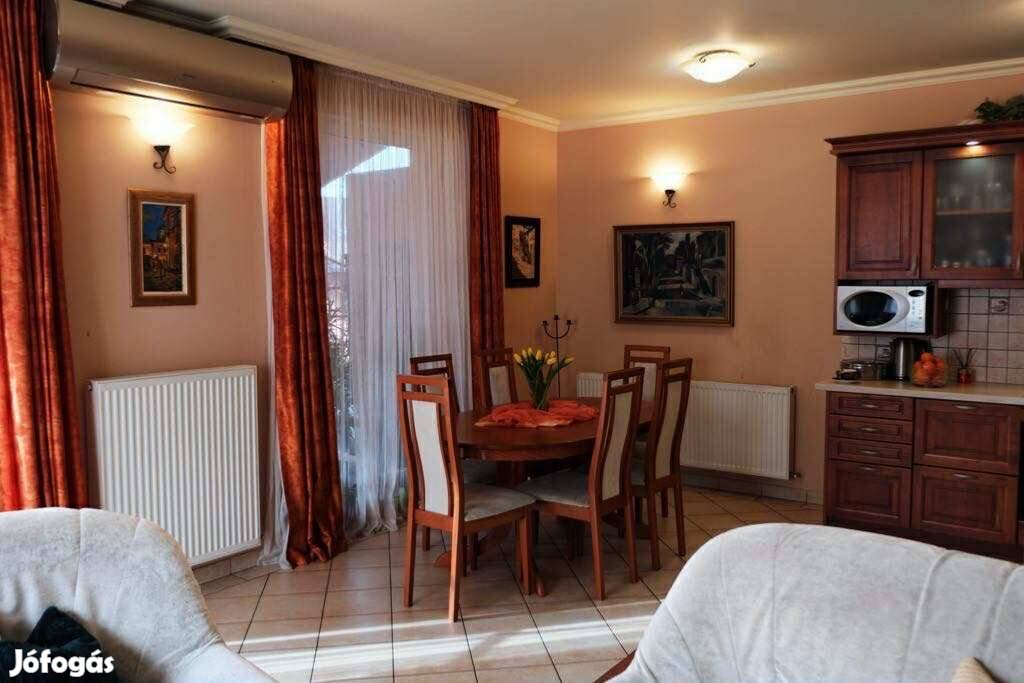 Étkezőasztal+6 szék