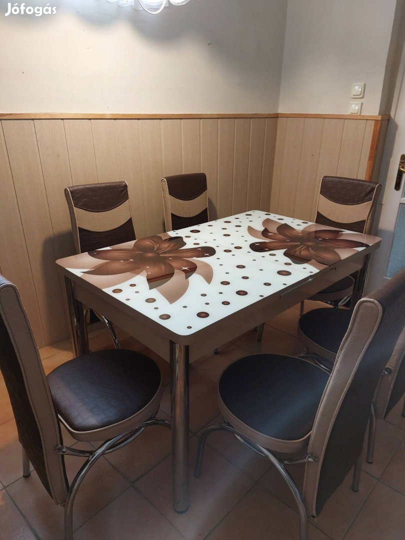 Étkezőasztal 6 székkel