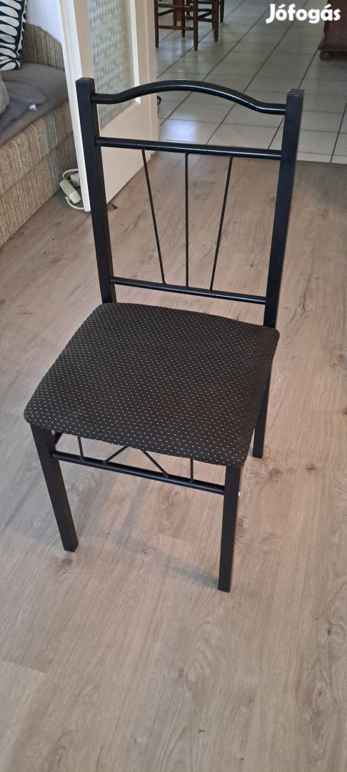 Étkezőszékek, fekete, fémvázas, 4 db 5000 Ftdb