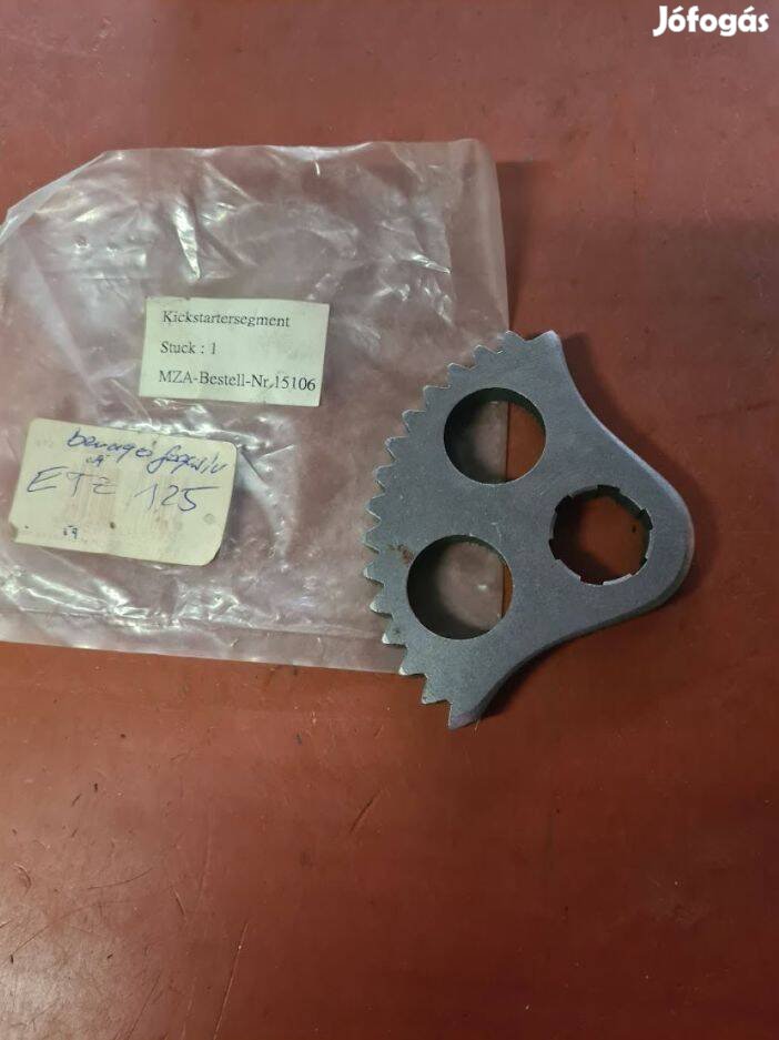 Etz 125/150 Berugó fogasív Gyári