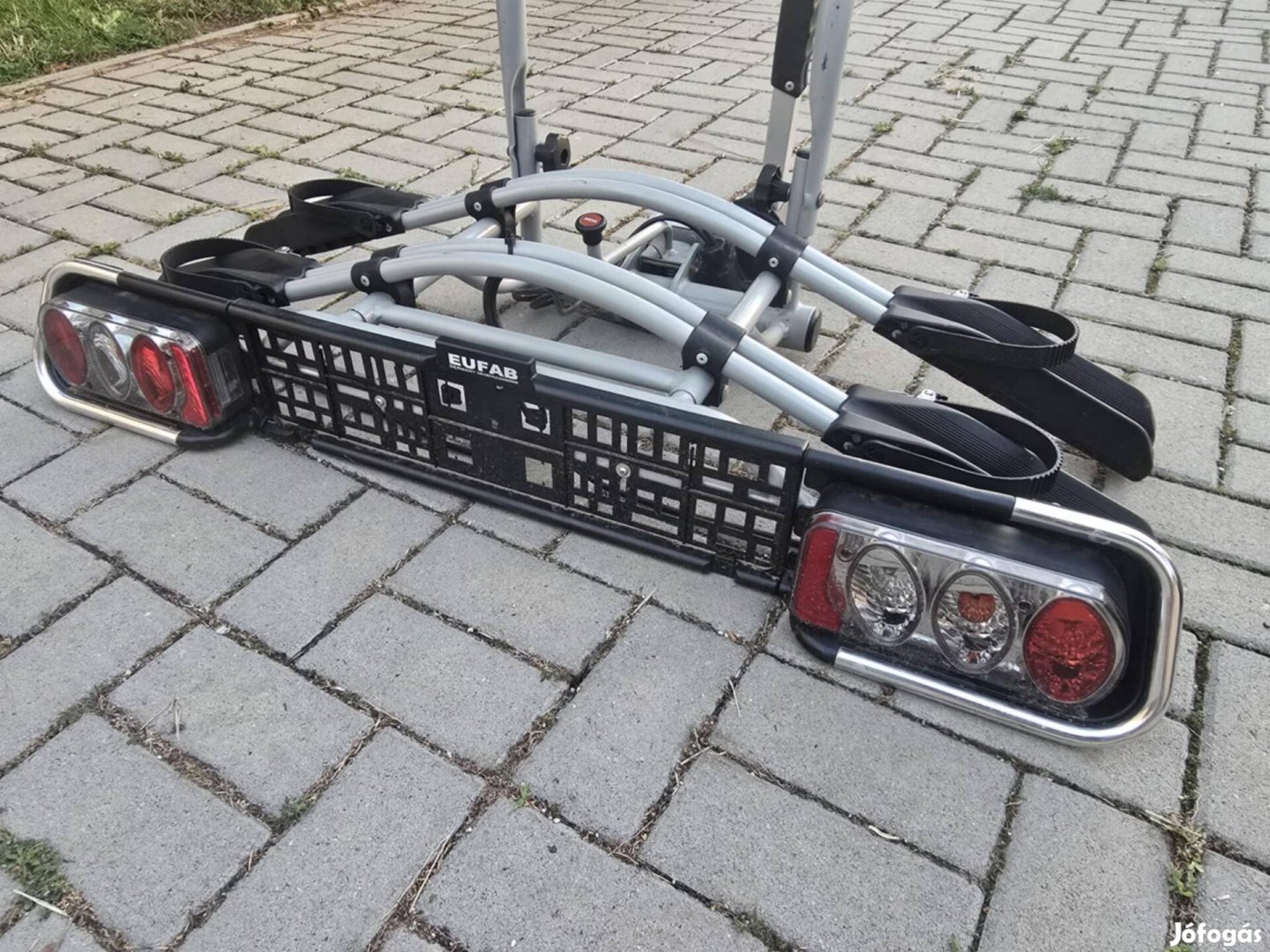 Eufab E-Bike kerékpárszállító vonóhorogra 60kg dönthető Zárható