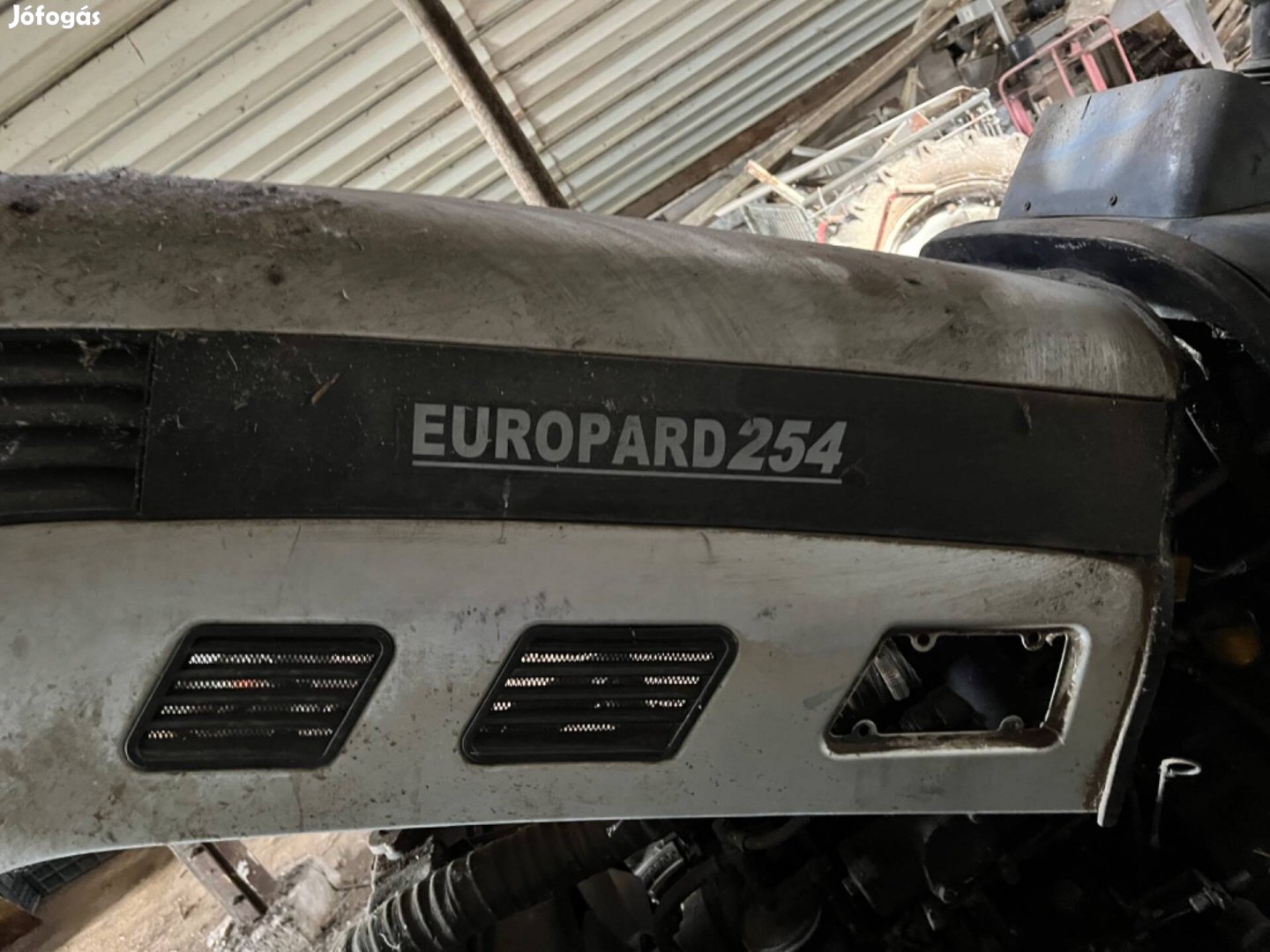 Europard 254 típusú traktor váltó hibás