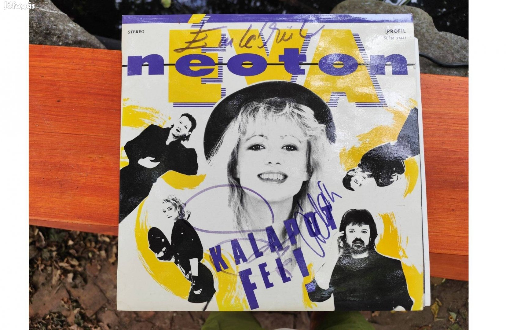 Éva Neoton - Kalapot Fel! 1990, Dedikált