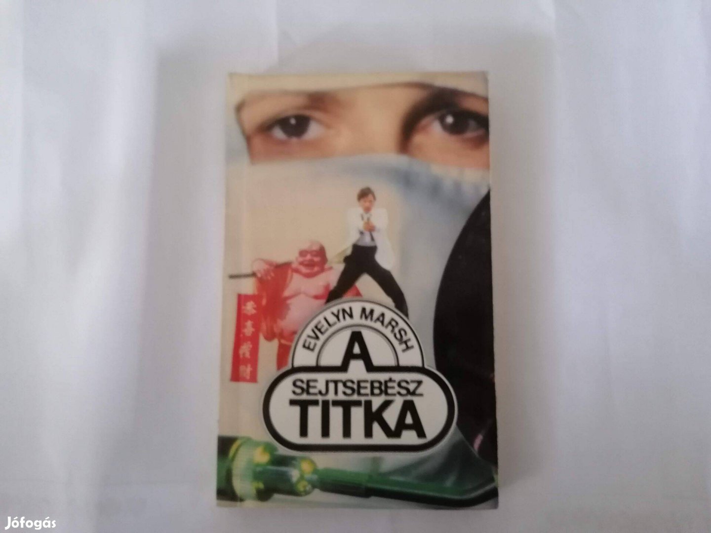 Evelyn Marsh A sejtsebész titka c.könyv jó állapotban eladó!