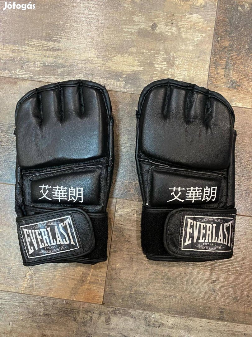 Everlast MMA Kesztyű L/XL Új