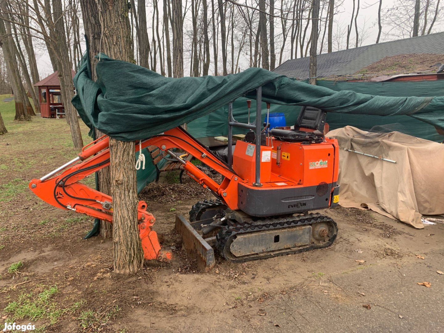 Everun Ere08 mini forgó kotró