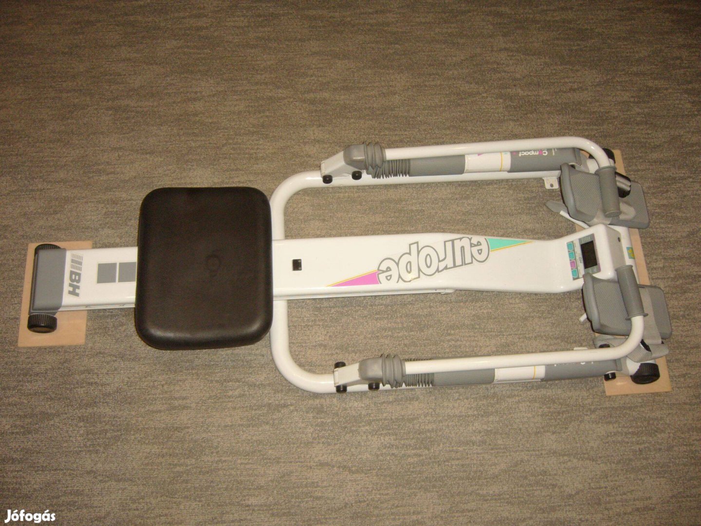 Evezőpad . újszerű , masszív szerkezet ! BH Europe Fitness