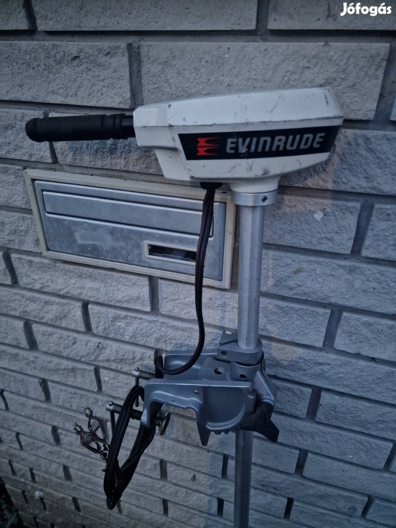 Evinrude elektromos 12V-os akkumulátoros csónakmotor 